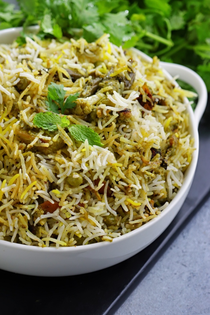 Haryali Veg Dum Biryani | Vegetable Dum Biryani | Hyderabadi Biryani