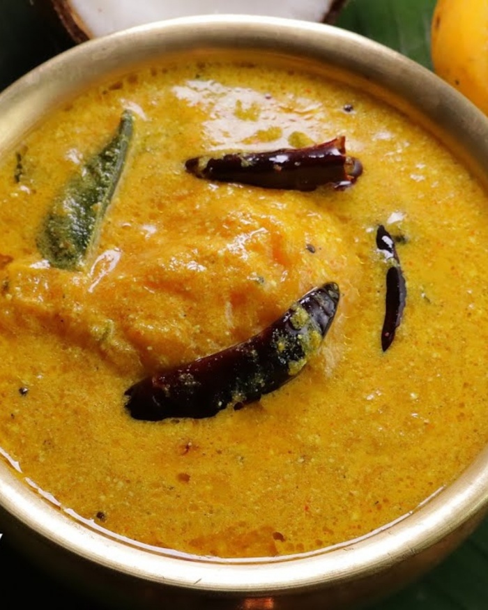 Mango Kadhli | Mambazha Pulisserry Recipe | Mambalam Pulisseri | Mango Buttermilk Stew