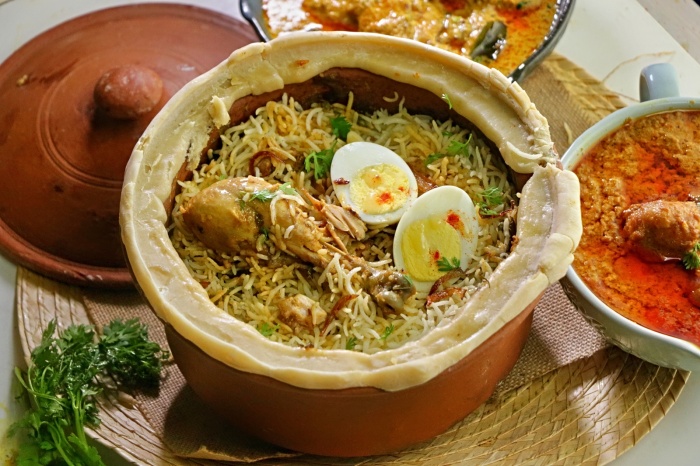 Chicken Pot Biryani | Pot Biryani | Matka Chicken Biryani | Kunda Biryani | How to prepare Pot Chicken Biryani