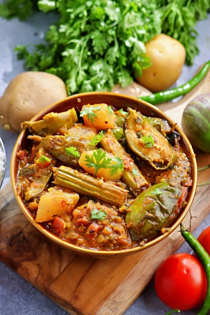 Aloo Baingan Subzi | Aloo Brinjal curry | Aloo Vankaya Curry